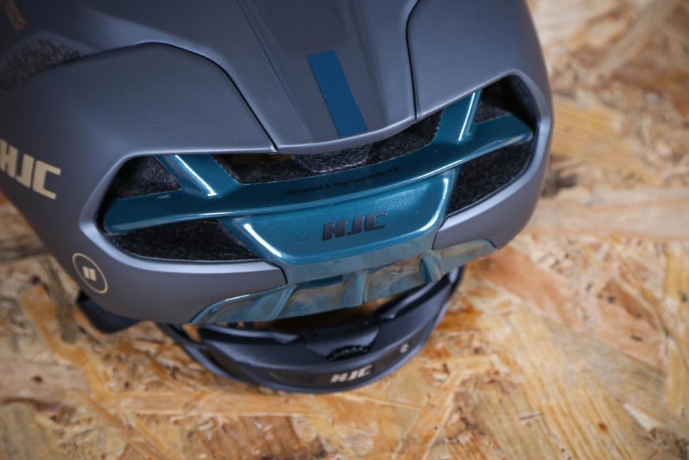 2025 HJC Furion 3 road helmet - back detail.jpg