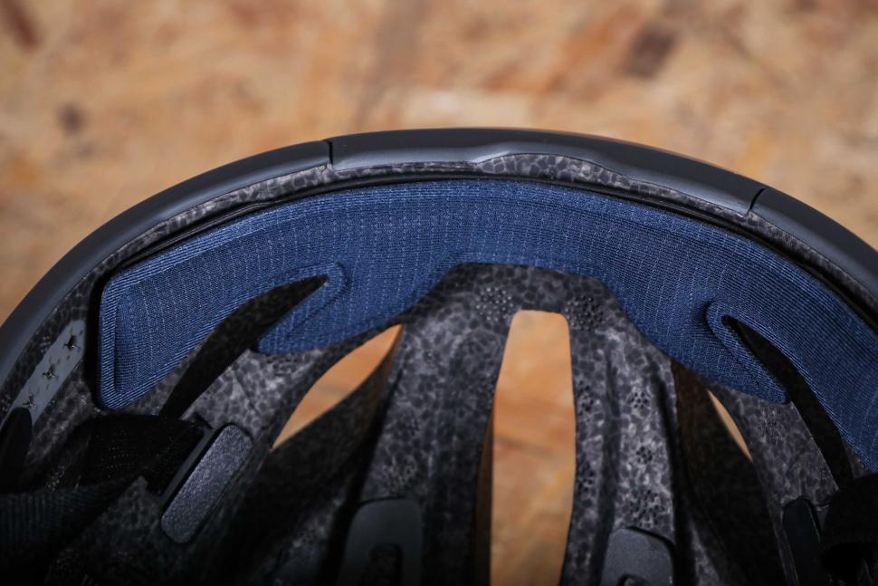 2025 HJC Furion 3 road helmet - inside detail 2.jpg