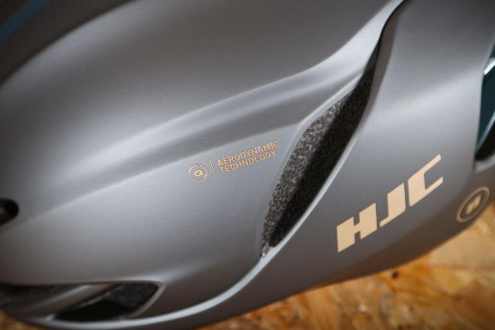 2025 HJC Furion 3 road helmet - side detail.jpg