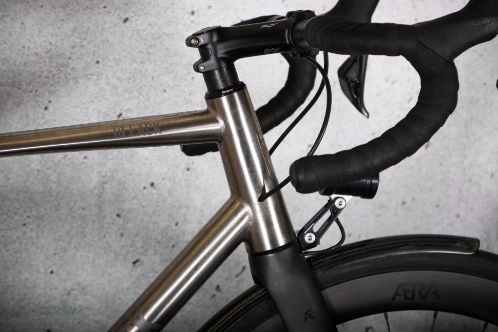 2025 J Laverack R J ACK Classic Disc - head tube.jpg