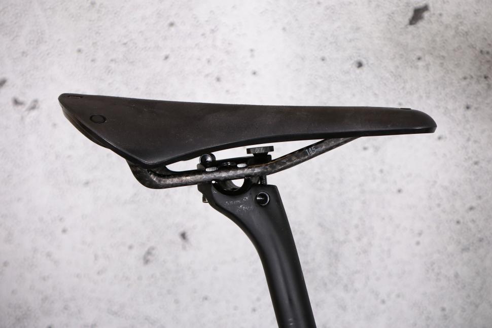 2025 J Laverack R J ACK Classic Disc - saddle.jpg