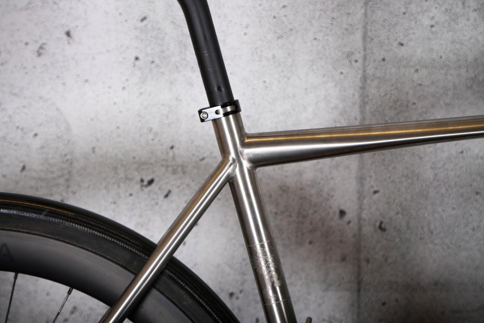 2025 J Laverack R J ACK Classic Disc - seat tube junction.jpg