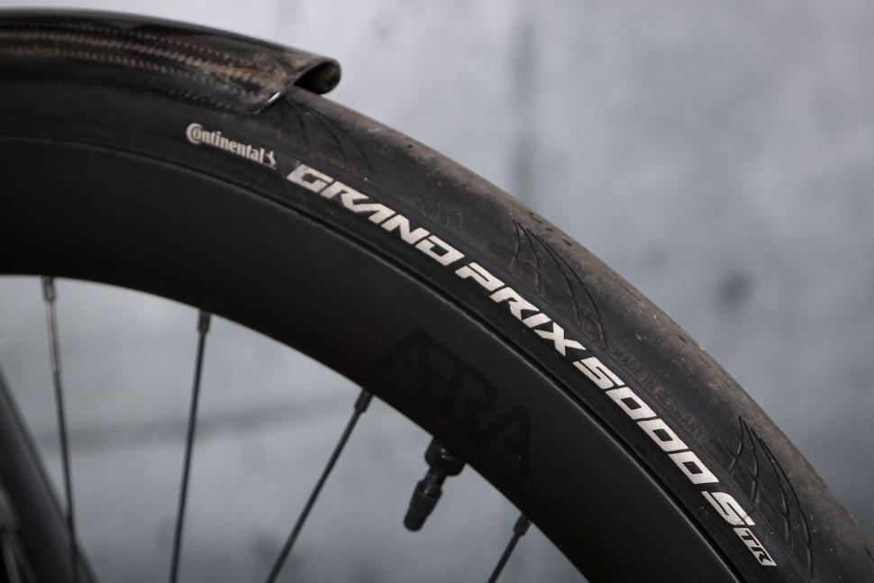 2025 J Laverack R J ACK Classic Disc - tyre.jpg
