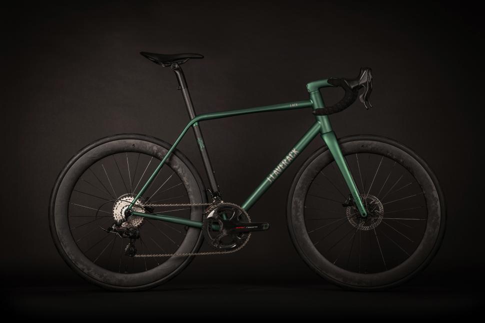 2025 J.Laverack AM64 complete bike