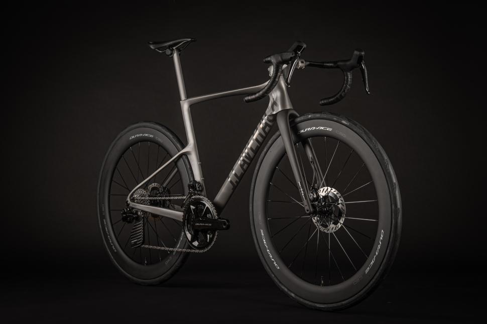 2025 J.Laverack Speedform complete bike 3-4