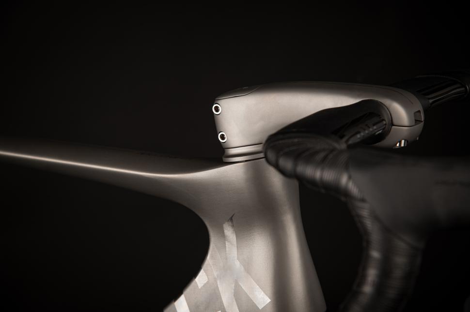 2025 J.Laverack Speedform head tube side