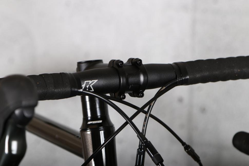 2025 Kinesis 4S Tiagra - bars 2.jpg