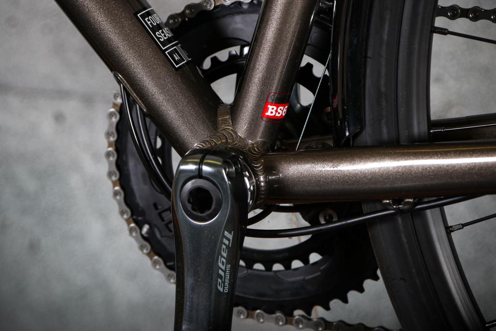 2025 Kinesis 4S Tiagra - bottom bracket.jpg