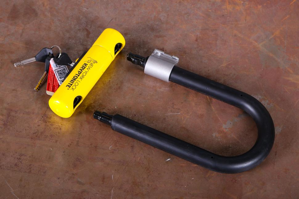 2025 Kryptonite New York Diamond Angle Grinder Resistant U-Lock Sold Secure Diamond - unlocked 1.jpg