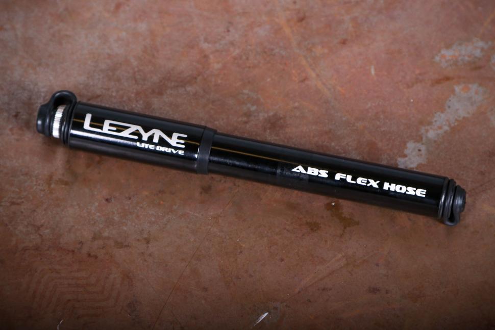 2025 Lezyne Lite Drive HP.jpg