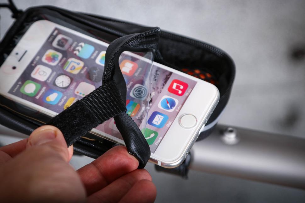2025 Lezyne Smart Energy Caddy - phone sleeve 2.jpg