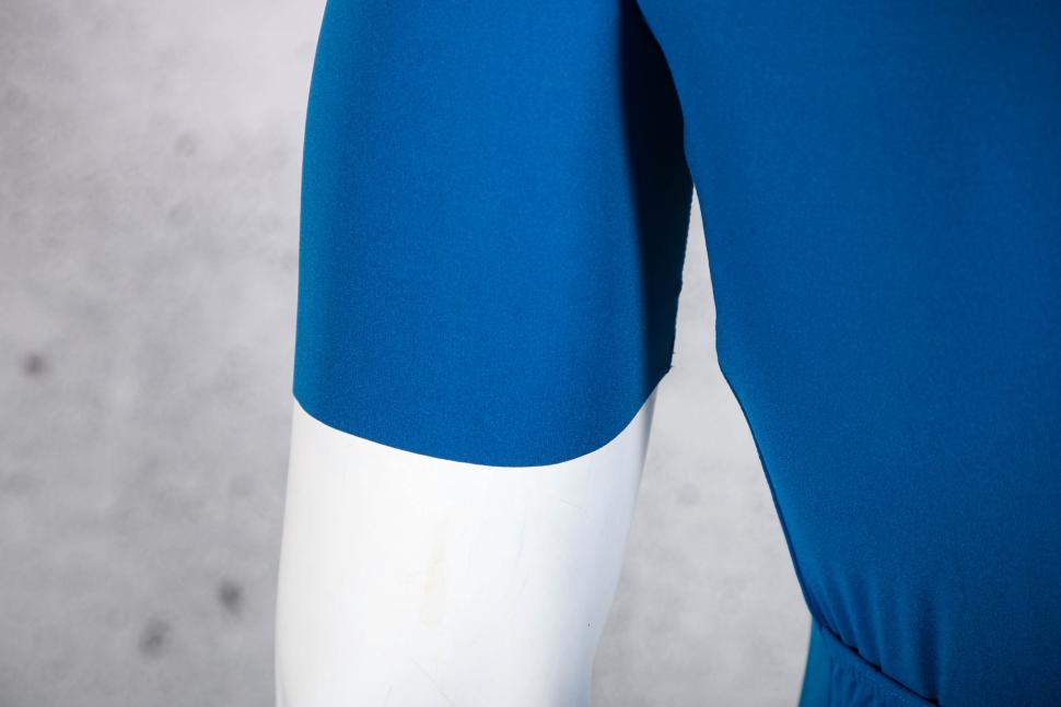 2025 Lusso Unisex Paragon Jersey - cuff.jpg