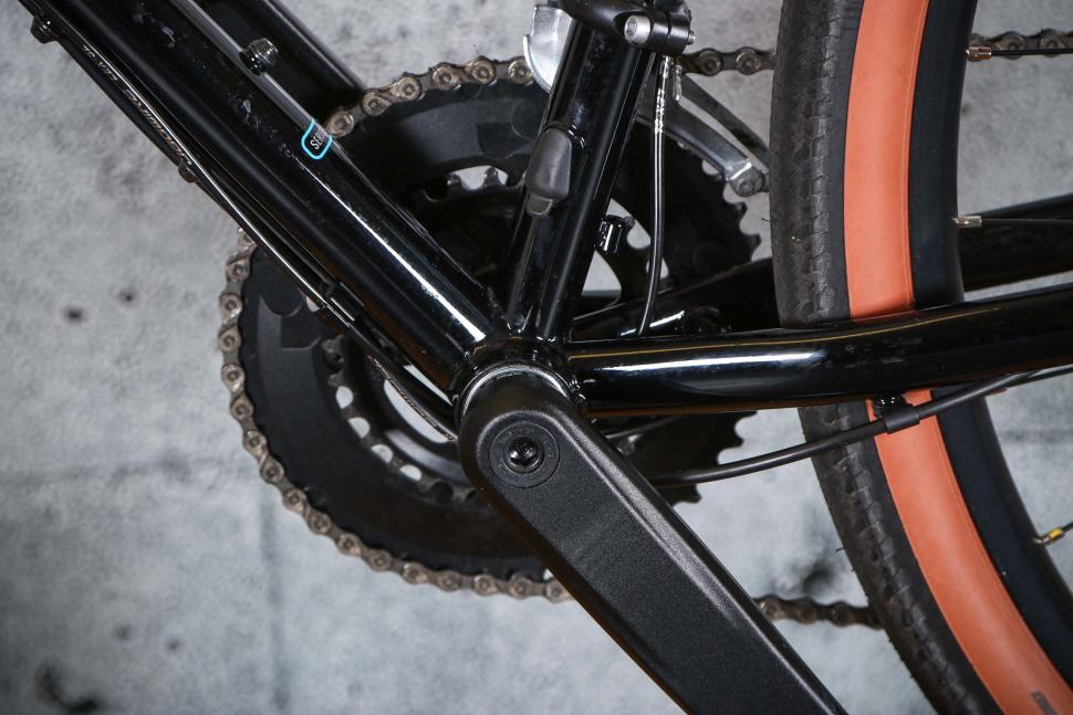 2025 Marin Four Corners 1 Sword - bottom bracket.jpg