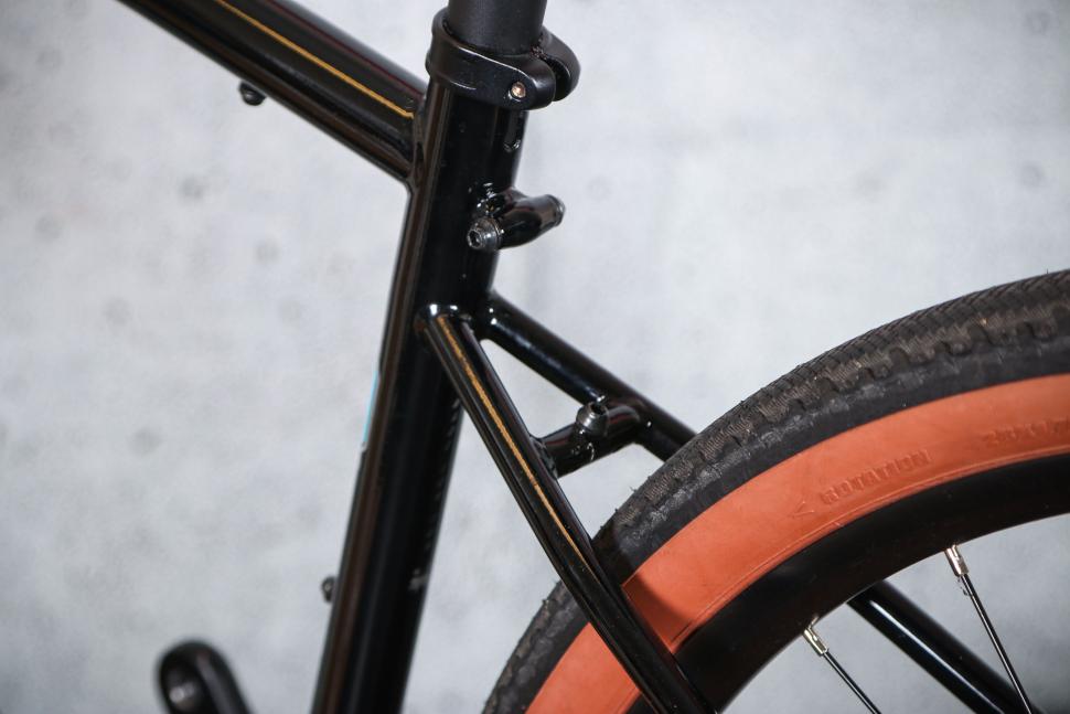 2025 Marin Four Corners 1 Sword - seat stays.jpg