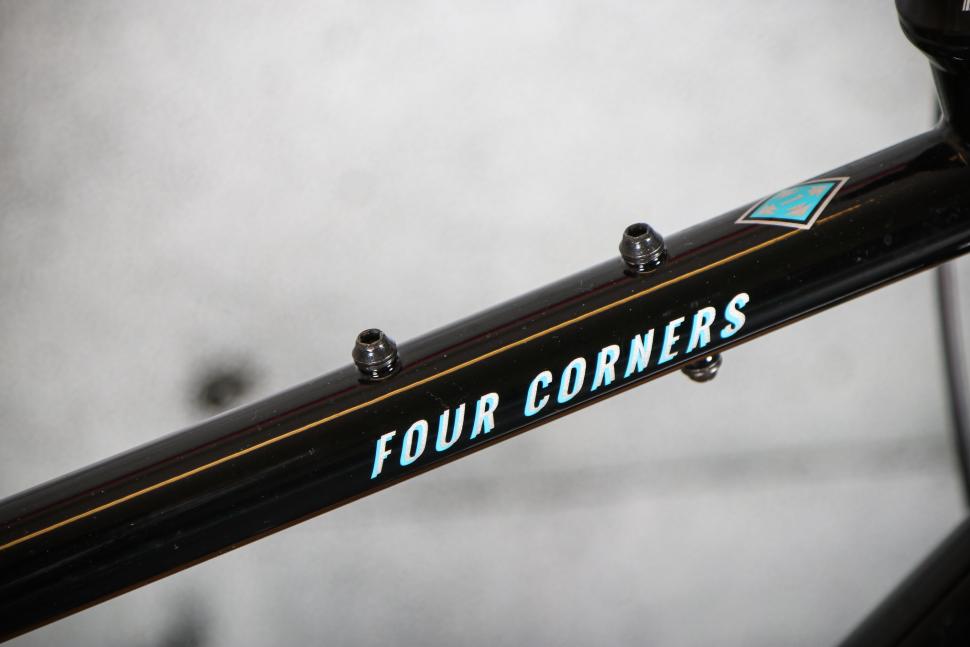 2025 Marin Four Corners 1 Sword - top tube bosses.jpg