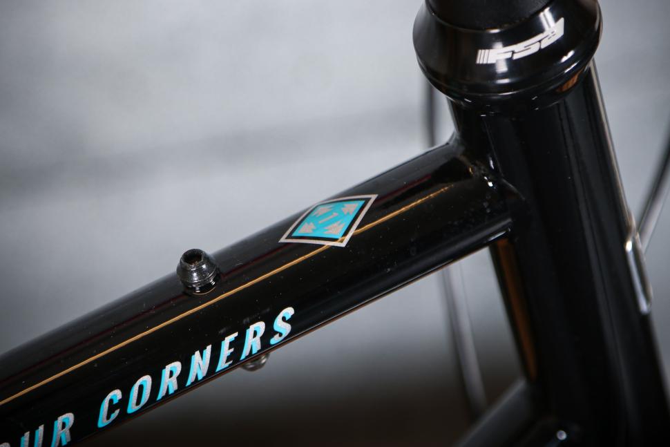 2025 Marin Four Corners 1 Sword - top tube detail.jpg