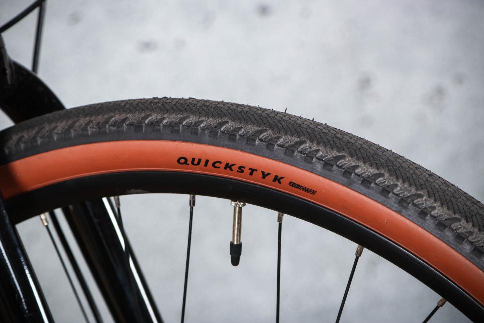 2025 Marin Four Corners 1 Sword - tyre 3.jpg