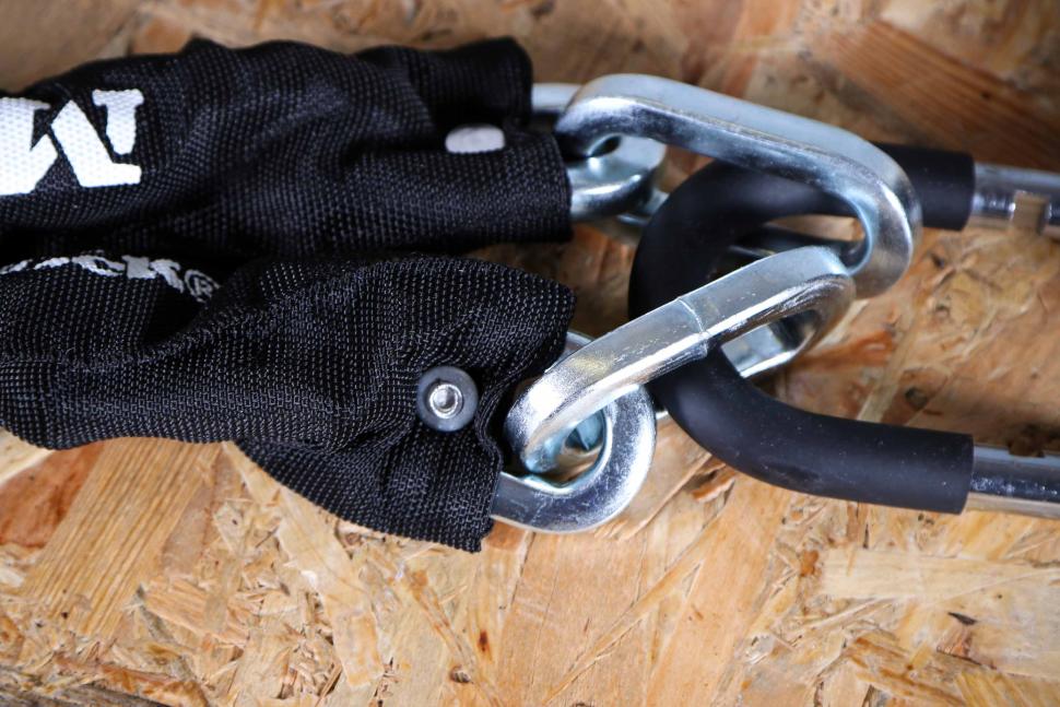 2025 Master Lock Chain with Mini U-Lock - chain and cover.jpg