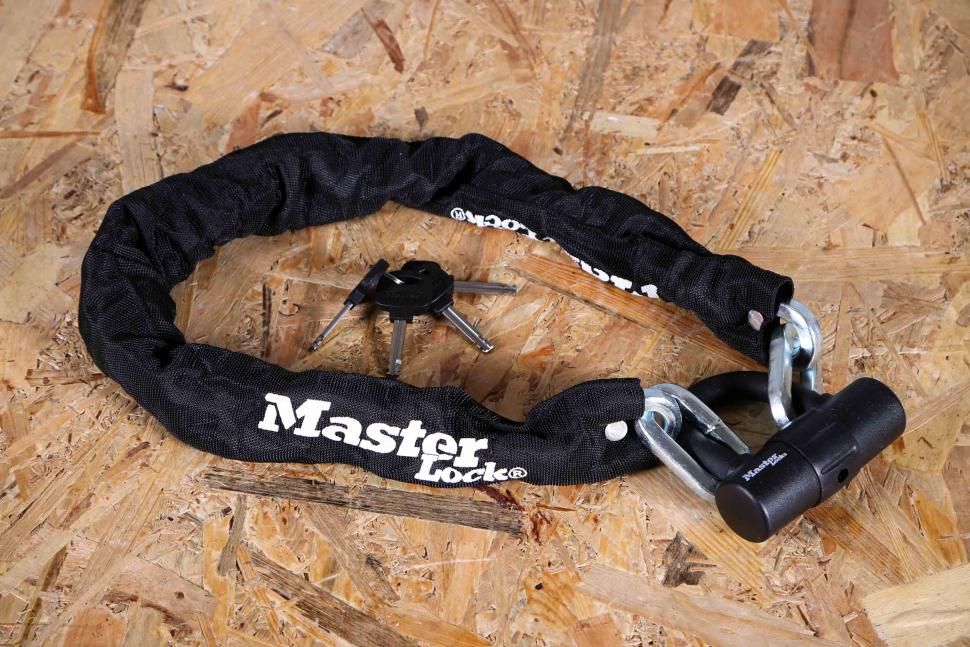 2025 Master Lock Chain with Mini U-Lock.jpg