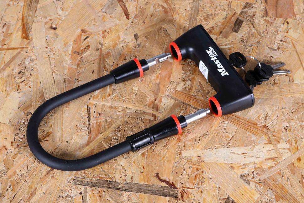 2025 Master Lock U-Lock - open 1.jpg