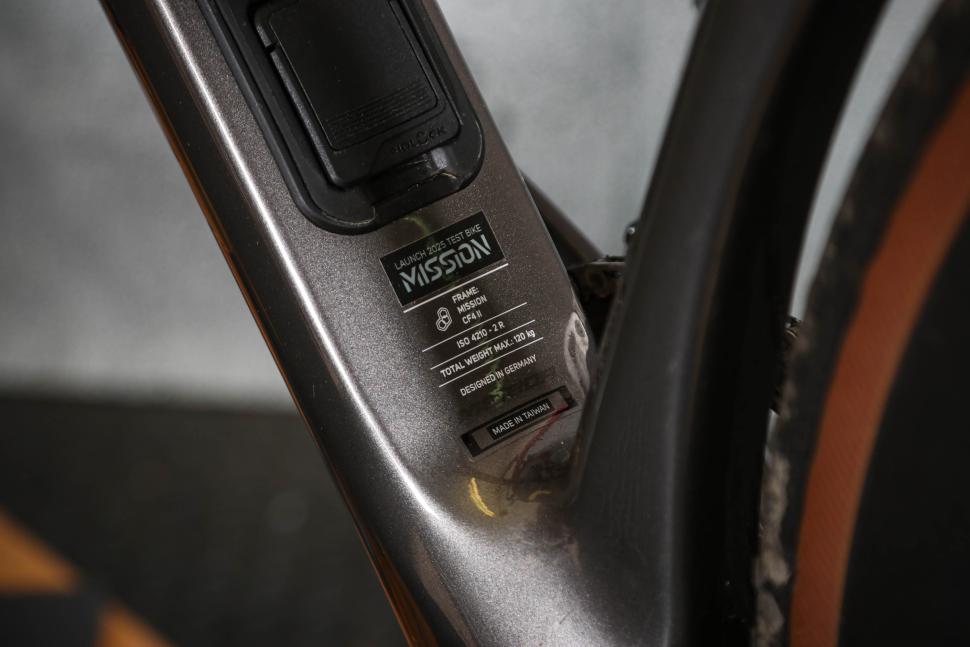 2025 Merida Mission 9000 - frame detail 2.jpg