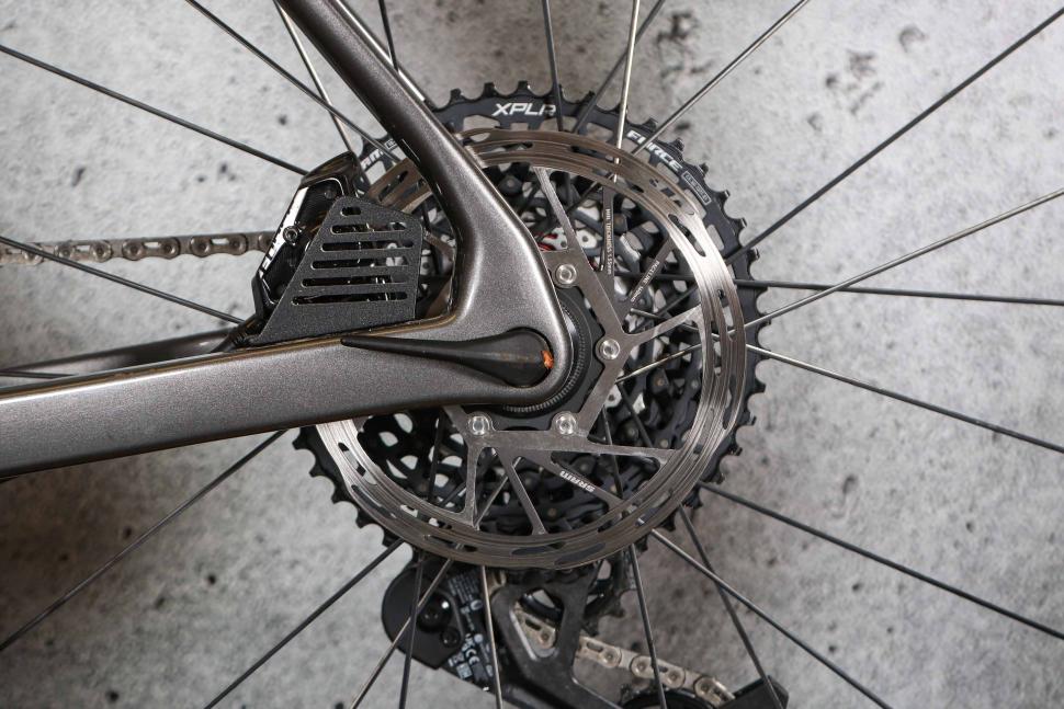 2025 Merida Mission 9000 - rear disc brake.jpg