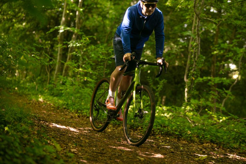 2025 Merida Silex 400 riding 4.jpg