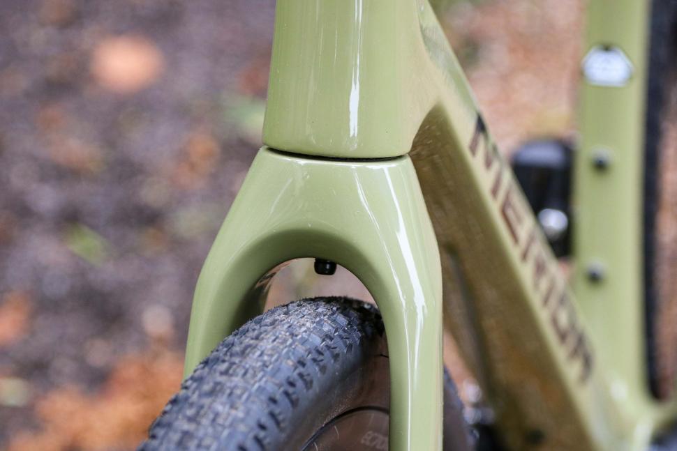 2025 Merida Silex 8000 - fork clearance.jpg