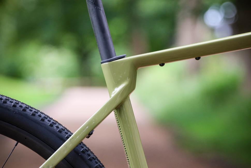2025 Merida Silex 8000 - seat tube junction.jpg