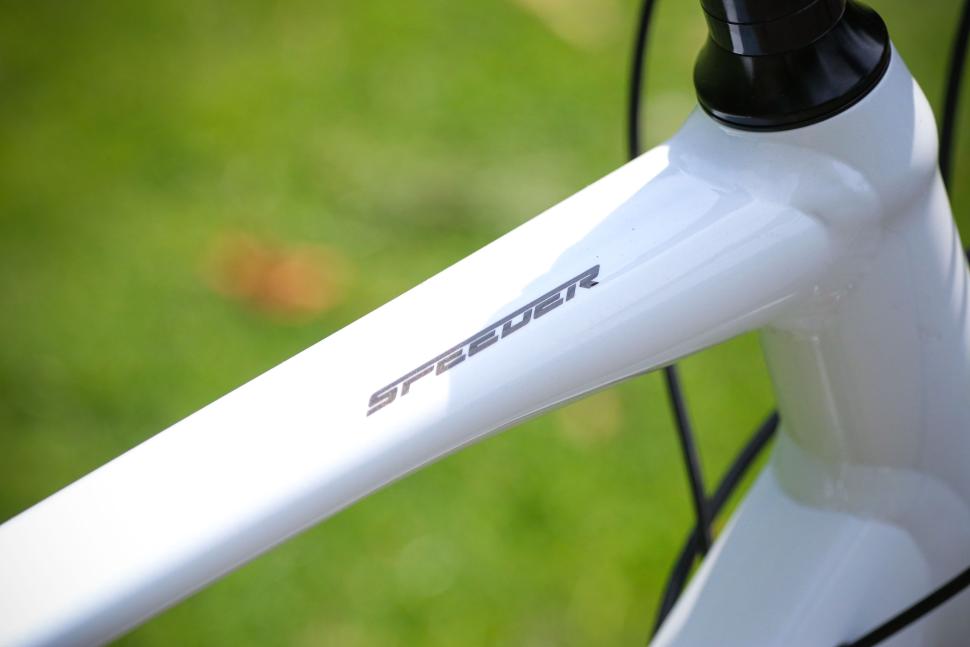 2025 Merida Speeder 300 - top tube.jpg