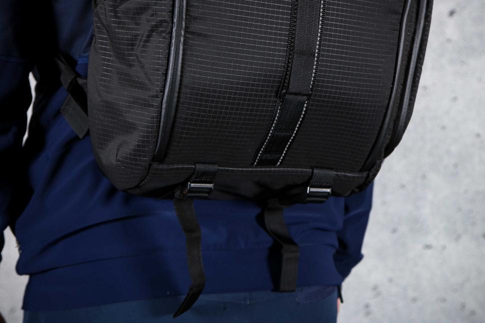 2025 Mous UltraTex Optimal Lid Backpack - base.jpg