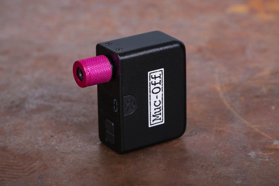 2025 Muc-Off AirMach Electric Mini Inflator PRO - side 1.jpg