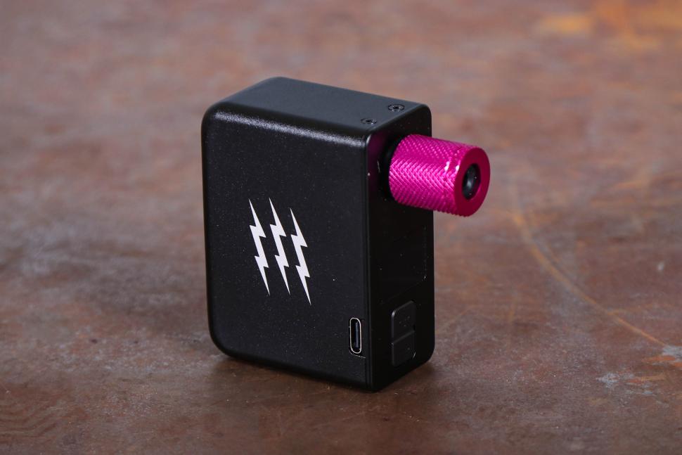 2025 Muc-Off AirMach Electric Mini Inflator PRO - side 2.jpg