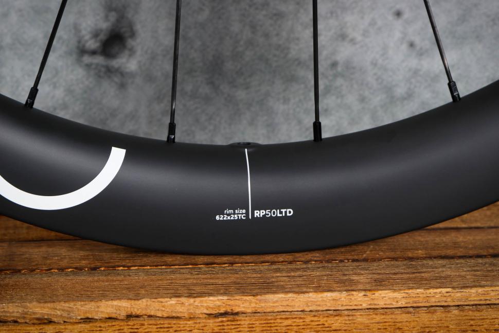 2025 Oquo RP50LTD wheels - rim detail 2.jpg