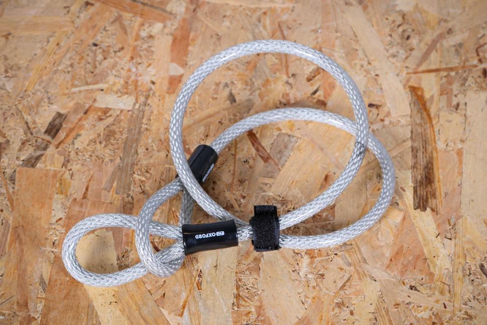 2025 Oxford Shackle14 Pro Duo U-Lock and cable - cable.jpg