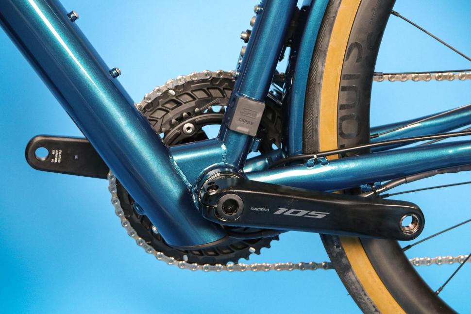2025 Pashley Roadfinder electric - Shimano 105 - bottom bracket.jpg