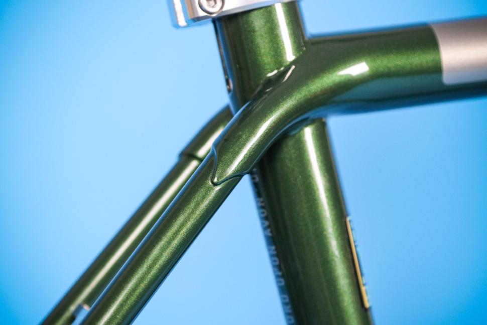 2025 Pashley Roadfinder - Shimano 105 - seat stay lugs.jpg
