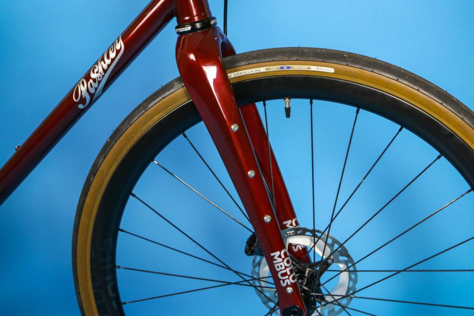 2025 Pashley Roadfinder - Shimano Ultegra - fork.jpg