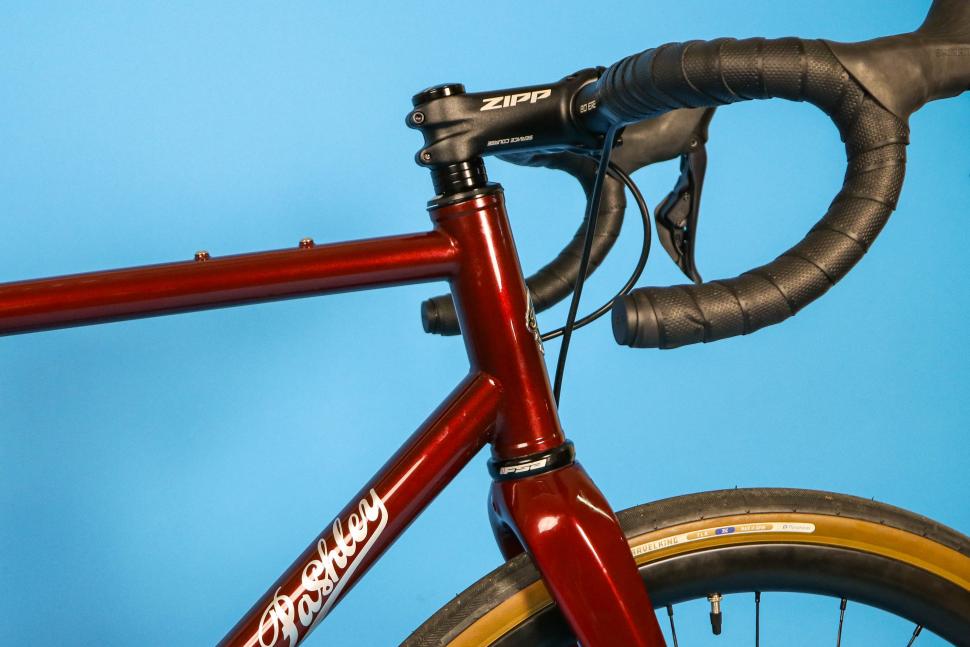 2025 Pashley Roadfinder - Shimano Ultegra - head tube.jpg