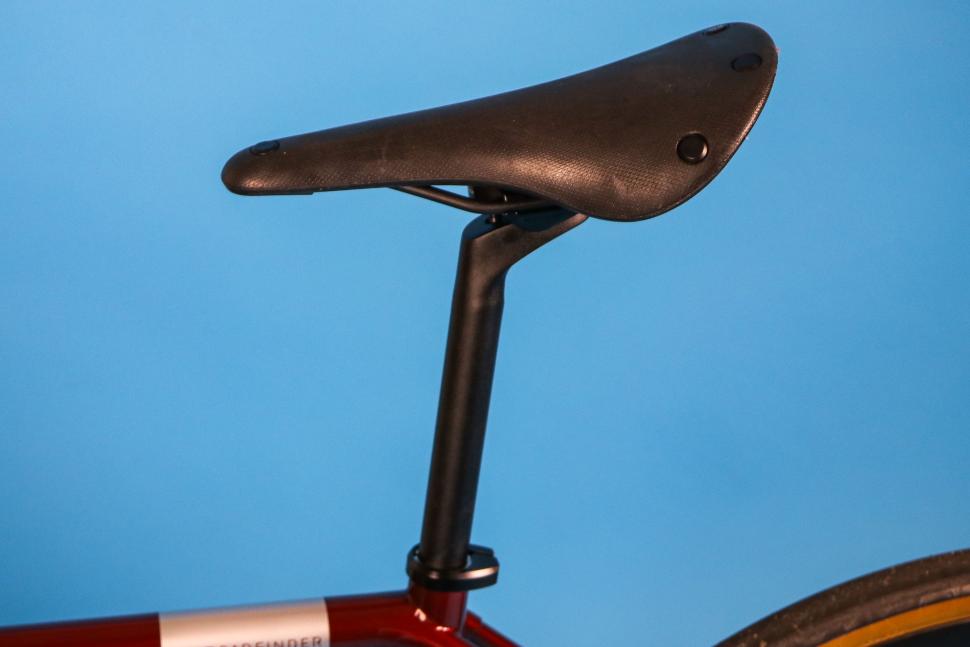 2025 Pashley Roadfinder - Shimano Ultegra - saddle and post.jpg