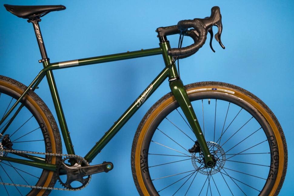 2025 Pashley Roadfinder X - Campagnolo Ekar - front.jpg