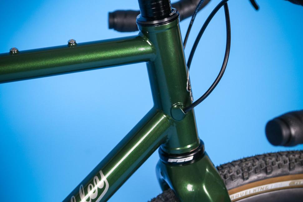 2025 Pashley Roadfinder X - Campagnolo Ekar - head tube.jpg