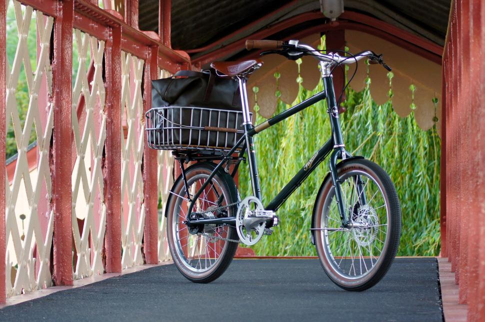 2025 Pashley Skyline Alfine rear basket 