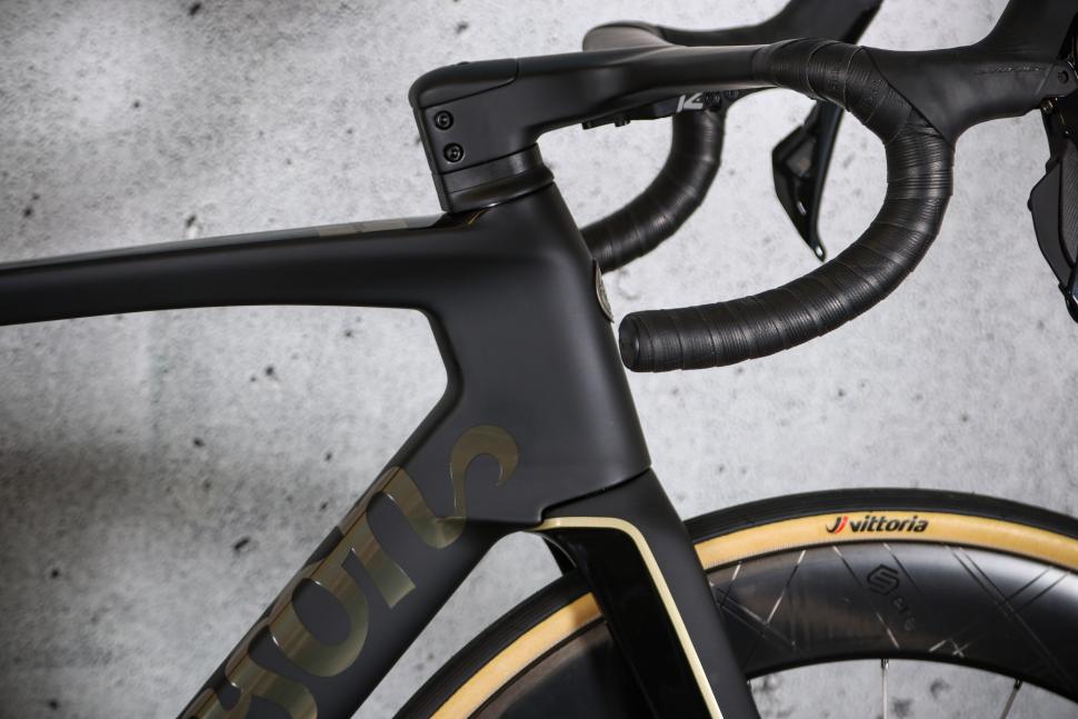 2025 Pearson Shift Dura Ace - head tube.jpg