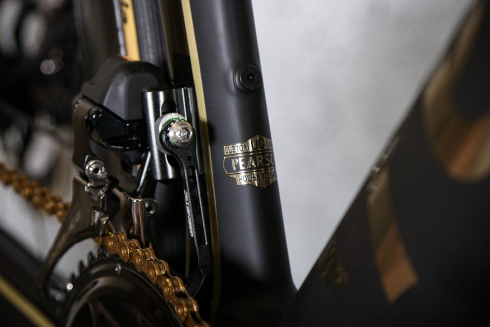 2025 Pearson Shift Dura Ace - Pearson logo.jpg
