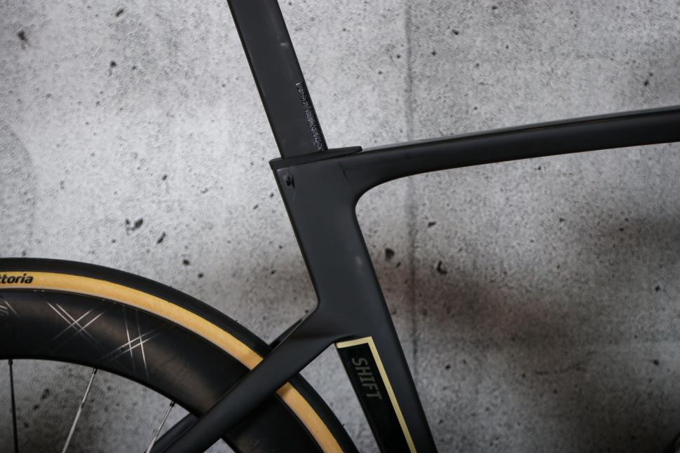 2025 Pearson Shift Dura Ace - seat tube junction.jpg