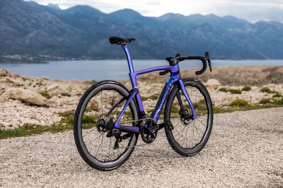 2025 Pinarello Dogma F - 2 (1).jpeg