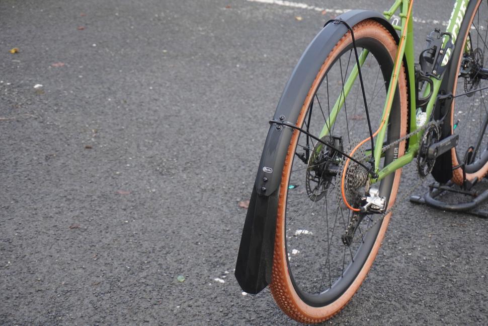 2025 Portland Design Works Full Metal Fenders - Rear Badge.JPG