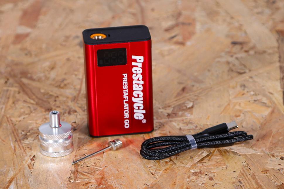 2025 Prestacycle Prestaflator GO - box contents