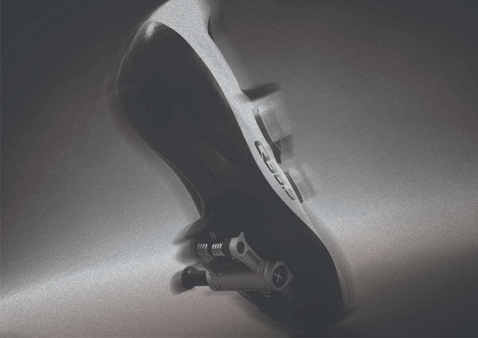 2025 Q36.5 x SRM pedals shoe